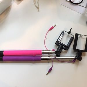 2 for 15 selfie sticks!